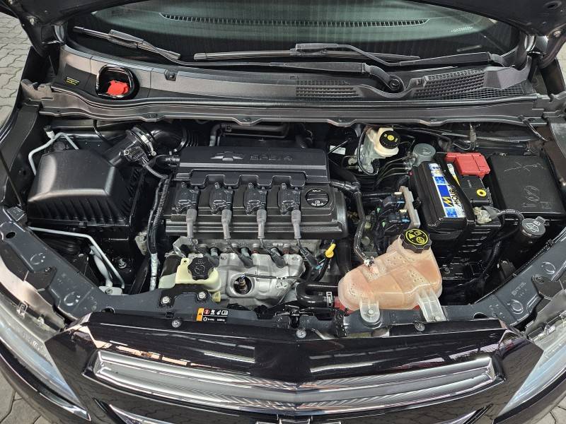 CHEVROLET - ONIX - 2013/2013 - Preta - R$ 43.900,00