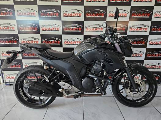 YAMAHA - FAZER - 2018/2018 - Preta - R$ 18.900,00